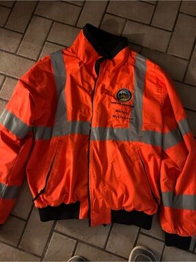 Men's High-Visibility Orange Performance Safety Jacket with Reflective Stripes